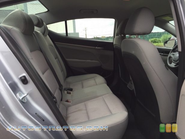2017 Hyundai Elantra SE 2.0 liter DOHC 16-Valve D-CVVT 4 Cylinder 6 Speed SHIFTRONIC Automatic