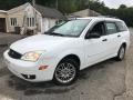 2005 Ford Focus ZXW SES Wagon Photo 1