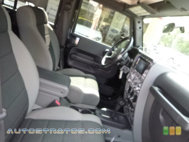 2007 Jeep Wrangler Unlimited X 4x4 3.8 Liter OHV 12-Valve V6 4 Speed Automatic
