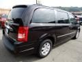 2010 Chrysler Town & Country Touring Photo 6