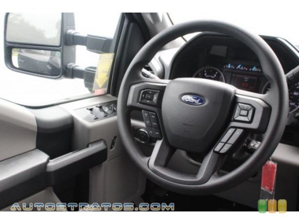 2019 Ford F350 Super Duty XLT Crew Cab 4x4 6.7 Liter Power Stroke OHV 32-Valve Turbo-Diesel V8 6 Speed Automatic