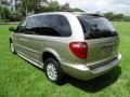 2003 Chrysler Town & Country LXi Photo 10