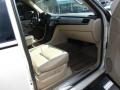 2012 Cadillac Escalade Premium AWD Photo 21