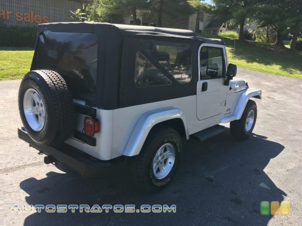 2006 Jeep Wrangler Unlimited 4x4 4.0 Liter OHV 12V Inline 6 Cylinder 4 Speed Automatic
