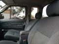2004 Nissan Frontier XE King Cab Photo 11