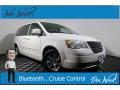2008 Chrysler Town & Country Touring Photo 1