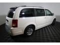 2008 Chrysler Town & Country Touring Photo 14