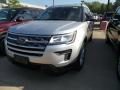 2018 Ford Explorer FWD Photo 1