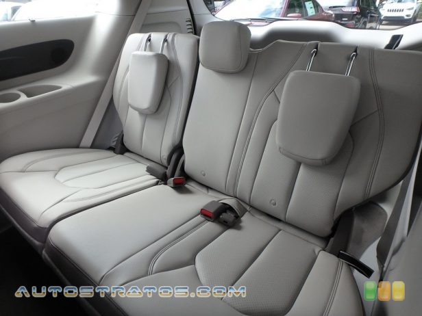 2019 Chrysler Pacifica Touring L Plus 3.6 Liter DOHC 24-Valve VVT V6 9 Speed Automatic