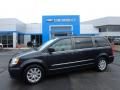 2013 Chrysler Town & Country Touring Photo 1