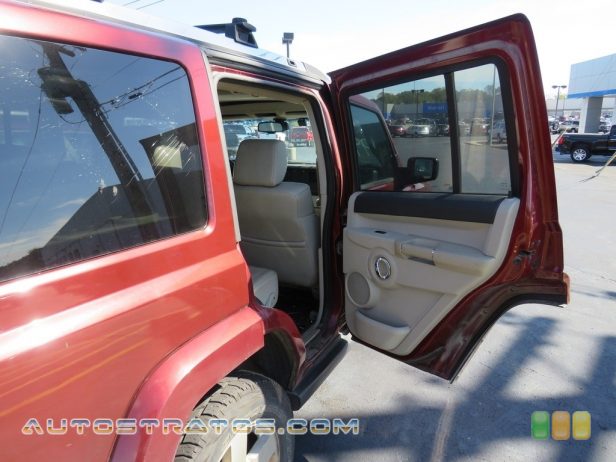 2007 Jeep Commander Limited 4x4 5.7 Liter HEMI OHV 16-Valve V8 5 Speed Automatic