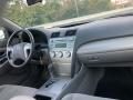 2009 Toyota Camry LE Photo 19