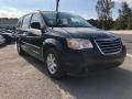 2009 Chrysler Town & Country Touring Photo 8