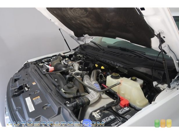 2017 Ford F350 Super Duty XLT Crew Cab 4x4 6.7 Liter OHV 32-Valve Power Stroke Turbo-Diesel V8 6 Speed TorqShift Automatic