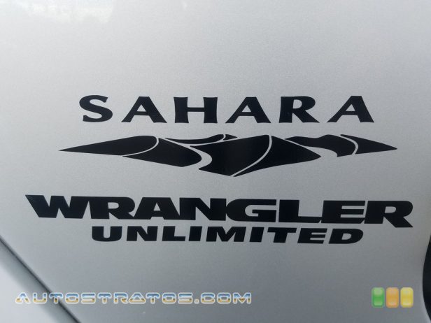 2007 Jeep Wrangler Unlimited Sahara 4x4 3.8 Liter OHV 12-Valve V6 6 Speed Manual