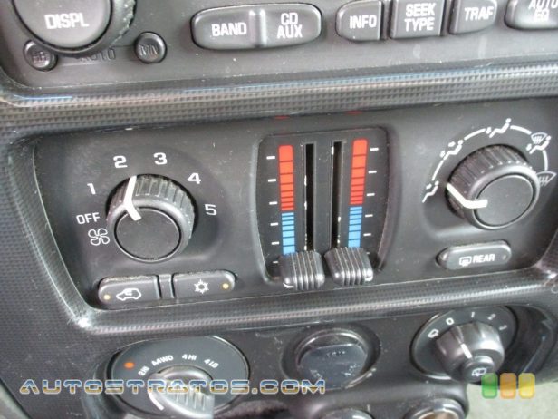 2004 GMC Envoy SLE 4x4 4.2 Liter DOHC 24-Valve Inline 6 Cylinder 4 Speed Automatic