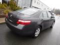 2009 Toyota Camry LE Photo 9