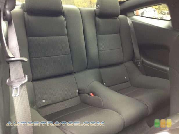 2014 Ford Mustang V6 Premium Coupe 3.7 Liter DOHC 24-Valve Ti-VCT V6 6 Speed Manual