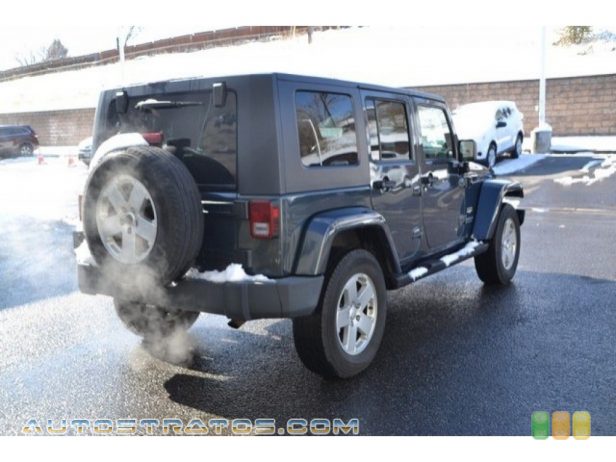 2007 Jeep Wrangler Unlimited Sahara 4x4 3.8 Liter OHV 12-Valve V6 4 Speed Automatic