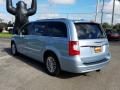 2013 Chrysler Town & Country Touring - L Photo 3