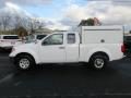 2009 Nissan Frontier XE King Cab Photo 4
