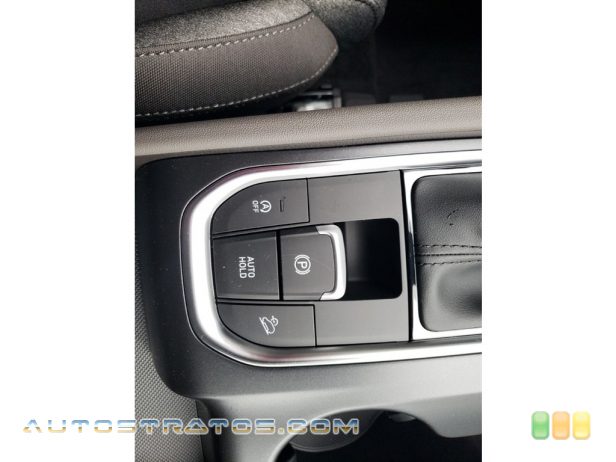 2019 Hyundai Santa Fe SE AWD 2.4 Liter DOHC 16-Valve D-CVVT 4 Cylinder 8 Speed Automatic