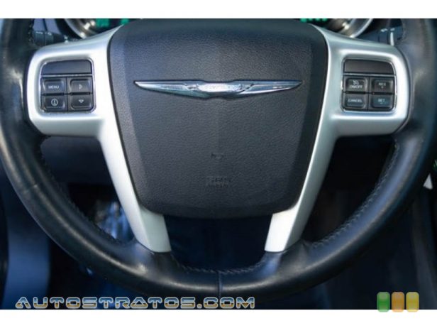 2014 Chrysler 200 Touring Sedan 3.6 Liter DOHC 24-Valve VVT V6 6 Speed Automatic