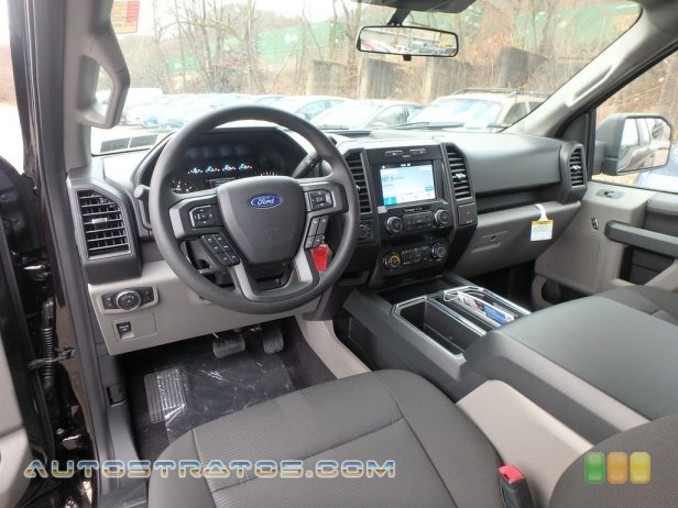 2019 Ford F150 STX SuperCrew 4x4 2.7 Liter DI Twin-Turbocharged DOHC 24-Valve EcoBoost V6 10 Speed Automatic