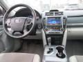 2012 Toyota Camry Hybrid XLE Photo 10