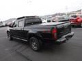 2004 Nissan Frontier XE V6 Crew Cab 4x4 Photo 9