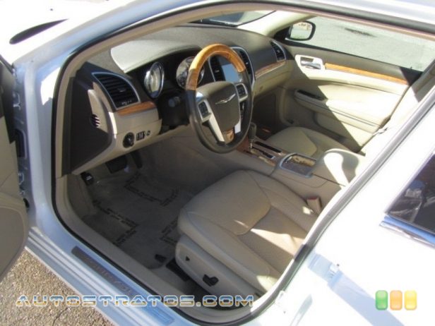 2012 Chrysler 300 C 5.7 Liter HEMI OHV 16-Valve VVT MDS V8 5 Speed AutoStick Automatic
