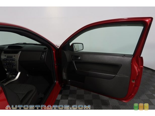 2010 Ford Focus SE Coupe 2.0 Liter DOHC 16-Valve VVT Duratec 4 Cylinder 4 Speed Automatic