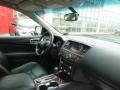 2017 Nissan Pathfinder SL 4x4 Photo 10