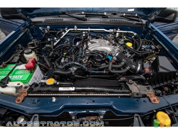 2004 Nissan Xterra XE 4x4 3.3 Liter SOHC 12-Valve V6 5 Speed Manual