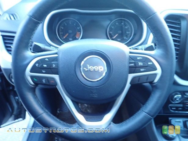 2015 Jeep Cherokee Limited 4x4 3.2 Liter DOHC 24-Valve VVT V6 9 Speed Automatic
