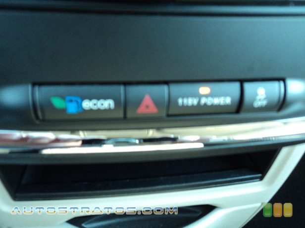 2015 Chrysler Town & Country Touring-L 3.6 Liter DOHC 24-Valve VVT Pentastar V6 6 Speed Automatic