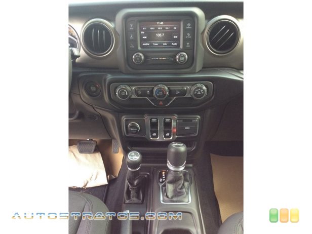2019 Jeep Wrangler Sport 4x4 3.6 Liter DOHC 24-Valve VVT V6 8 Speed Automatic