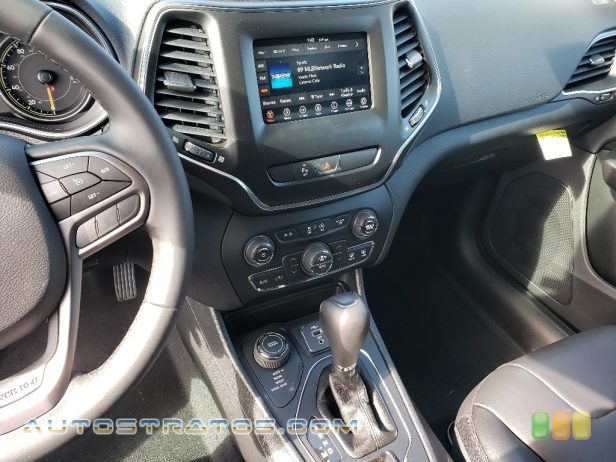2019 Jeep Cherokee Latitude Plus 4x4 2.4 Liter DOHC 16-Valve VVT MultiAir 4 Cylinder 9 Speed Automatic