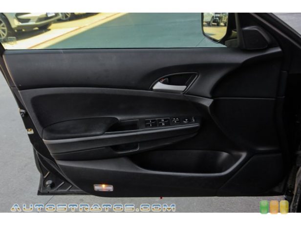 2011 Honda Accord SE Sedan 2.4 Liter DOHC 16-Valve i-VTEC 4 Cylinder 5 Speed Automatic