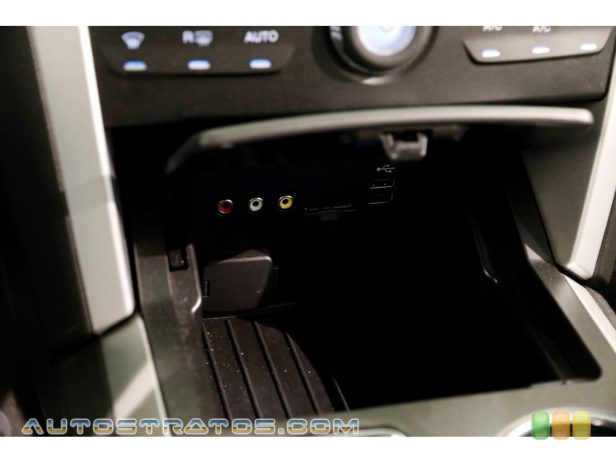 2011 Ford Explorer XLT 4WD 3.5 Liter DOHC 24-Valve TiVCT V6 6 Speed SelectShift Automatic