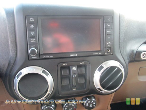 2012 Jeep Wrangler Unlimited Rubicon 4x4 3.6 Liter DOHC 24-Valve VVT Pentastar V6 6 Speed Manual