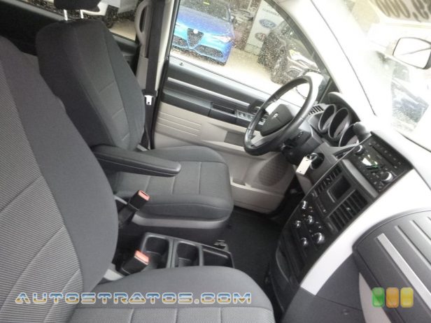 2009 Dodge Grand Caravan SXT 3.8 Liter OHV 12-Valve V6 6 Speed Automatic