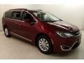 2017 Chrysler Pacifica Touring L Photo 1