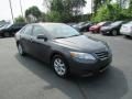 2011 Toyota Camry LE Photo 4