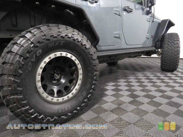 2013 Jeep Wrangler Unlimited Rubicon 4x4 3.6 Liter DOHC 24-Valve VVT Pentastar V6 5 Speed Automatic