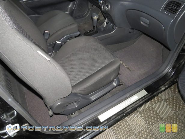 2011 Hyundai Accent GS 3 Door 1.6 Liter DOHC 16-Valve VVT 4 Cylinder 4 Speed Automatic
