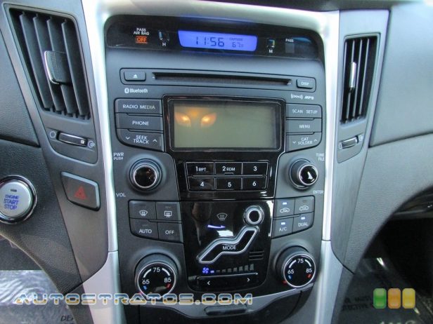 2013 Hyundai Sonata SE 2.0T 2.0 Liter GDI Turbocharged DOHC 16-Valve D-CVVT 4 Cylinder 6 Speed Shiftronic Automatic