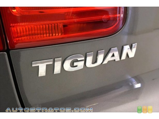 2013 Volkswagen Tiguan SE 2.0 Liter FSI Turbocharged DOHC 16-Valve VVT 4 Cylinder 6 Speed Tiptronic Automatic