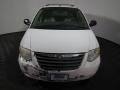 2007 Chrysler Town & Country Touring Photo 4