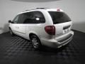 2007 Chrysler Town & Country Touring Photo 9